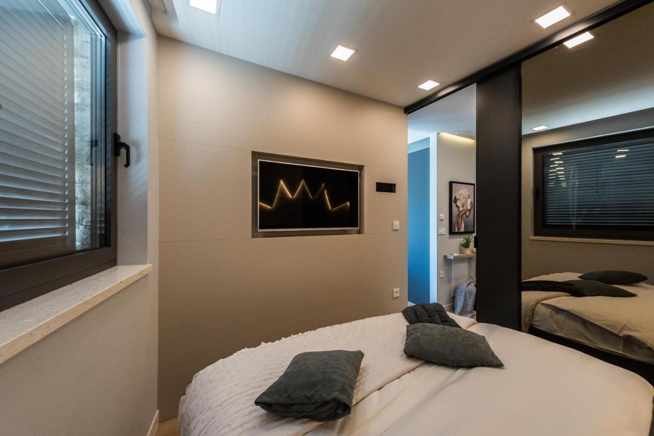 Apartament Luxury Luna With Private, Heated Pool