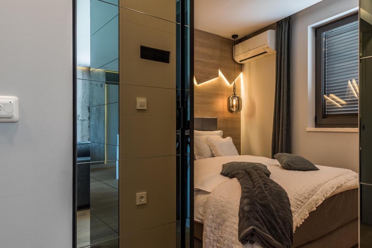 Luxury Luna With Private, Heated Pool Apartament